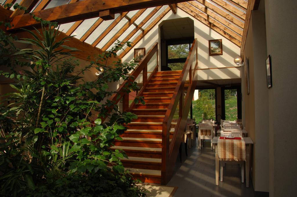 Hôtel Chez Nous Sainte-Croix (Ain) Quarto foto